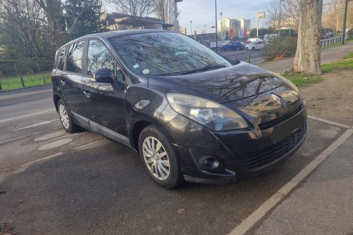 RENAULT GRAND SCENIC III